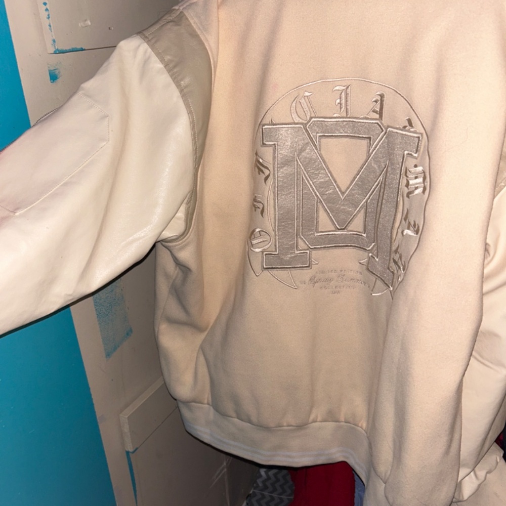 Limited edition(Spring summer) - Picture 2 of 2